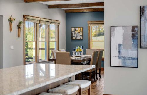 Campton House | Calaboose Retreat