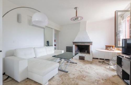 Calvi Apartment | Calenzana Cinque - Appt avec piscine partagée