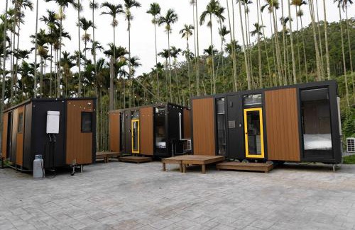 Gukeng House | California Good Day Campground X by Tiny Away