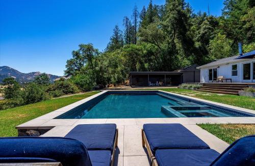 Calistoga House | Calistoga Vista A Wine Country Escape