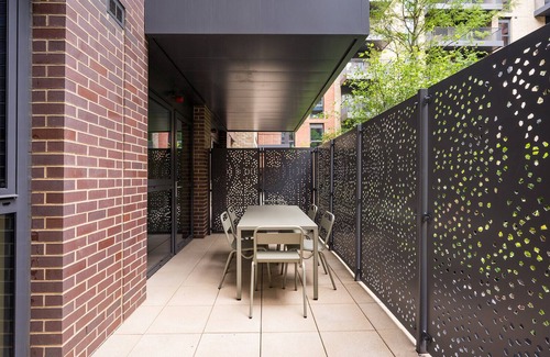 Tottenham Hale Apartment | Calm and Cozy Corner