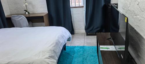 Grahamstown House | Calming Waters Guesthouse