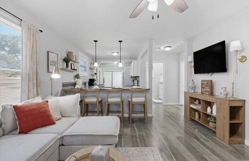 Alcoa House | Cal’s Place/Pet-Friendly Home Near UT & Airport