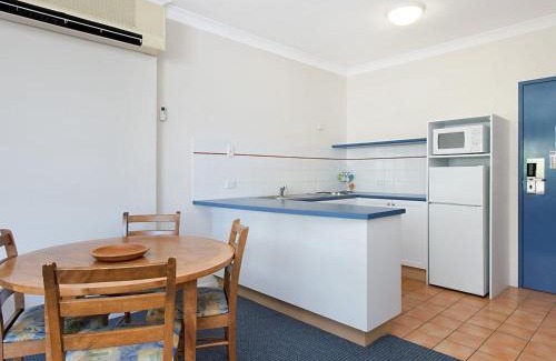 Coolangatta Apartment | Calypso Plaza Resort Unit 146