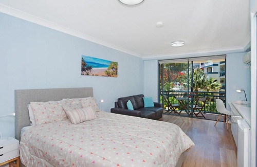 Coolangatta Apartment | Calypso Plaza Resort Unit 223