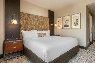 Downtown Houston Hotel | Cambria Hotel Houston Downtown Convention Center