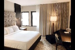 Downtown Houston Hotel | Cambria Hotel Houston Downtown Convention Center