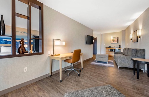Madison Hotel | Cambria Hotel Madison East