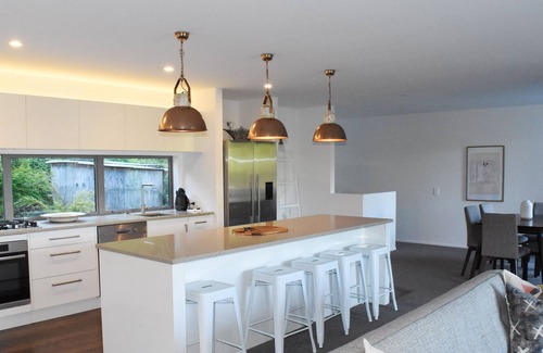 Cambridge House | Cambridge Riverside Executive Home