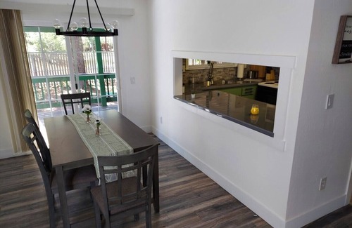 Pinetop Cabin | Camelia's cabin