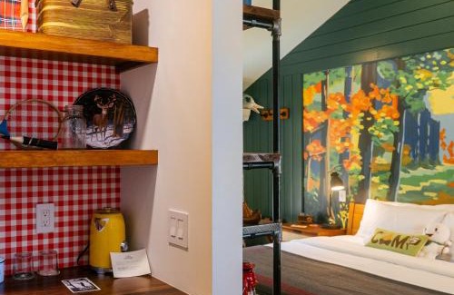 Lincolnville Hotel | Camp DeForest