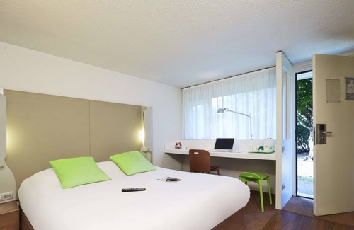 Saint-Martin-d'Heres Hotel | Campanile Grenoble Université - Saint Martin d'Héres