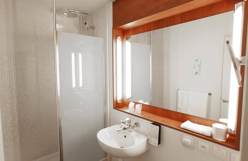 Langueux Hotel | Campanile St Brieuc Langueux