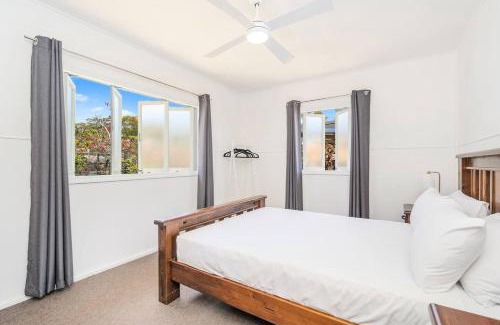 Torquay House | Campbell Cottage - A Beachside Escape in Torquay