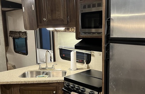 Higden Cottage | Camper Near Greers Ferry Lake with boat ramp access!