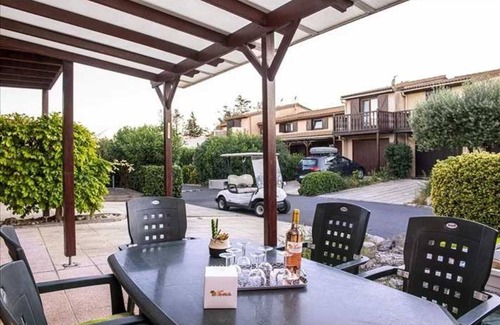 Portiragnes-Plage House | Camping 3 étoiles - Parc aquatique - efbhab