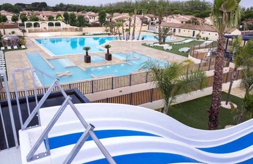 Portiragnes-Plage House | Camping 3 étoiles - Parc aquatique - efbhab