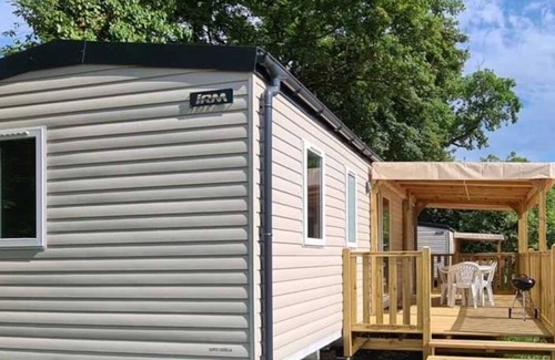 Reyrevignes House | Camping 3 étoiles - Piscine - ccaideg