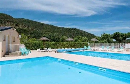 Arles-sur-Tech House | Camping 3 étoiles - Piscine - eebhah