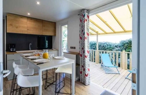 Olonne-sur-Mer House | Camping 4 étoiles - Piscine - efceib