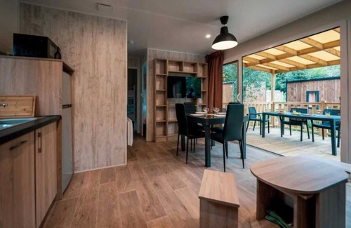 Quimper House | Camping 5 étoiles - Parc aquatique - ccaaage