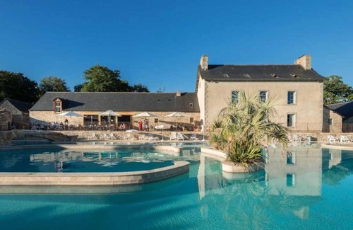 Quimper House | Camping 5 étoiles - Parc aquatique - ccaaage