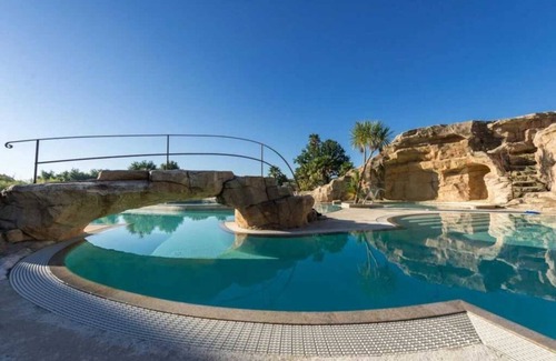 Quimper House | Camping 5 étoiles - Parc aquatique - eebidb