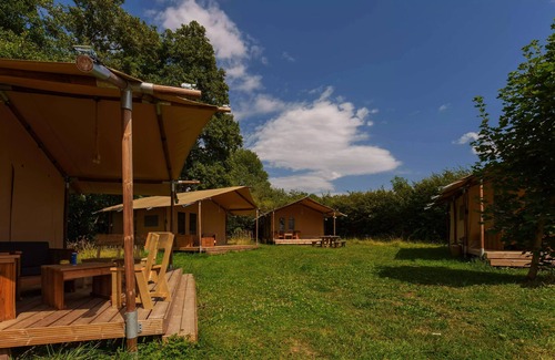 Vittel House | Camping de Vittel* - Slow Lodge 3 rooms 5 people Without Sanitary facilities