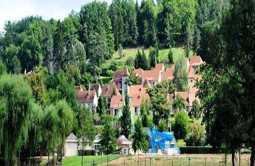 Figeac House | Camping Domaine du Surgié **** - Air Conditioned VIP Chalet 4 rooms 6 persons
