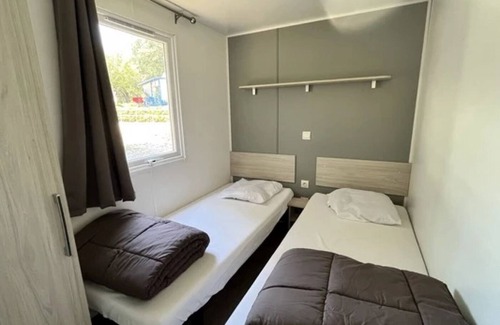 Brissac House | Camping - eehebc - Studio Apartment, Sleeps 5