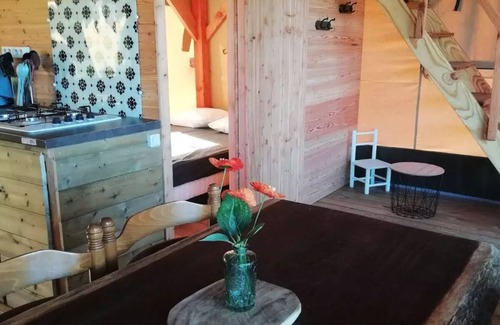 Devillac House | Camping Fontaine Du Roc* - Lodge Tent 3 Rooms 4 People Without sanitary facilities