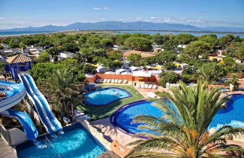 Canet-Plage House | Camping - Funpass inclus - Piscine - ccaegei