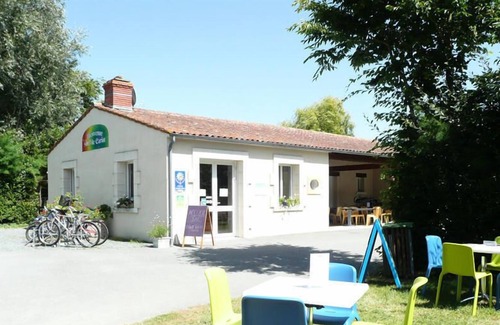 Chaille-les-Marais House | Camping l'Ile Cariot *** - 4-room mobile home 6 people