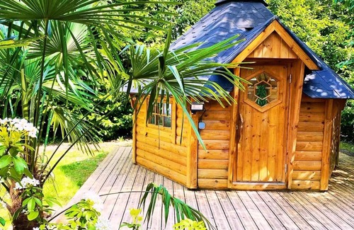Saint-Leu-dEsserent House | Camping Le Pré des Moines* - Chantilly wooden bubble 1 room 2 people without sanitary facilities