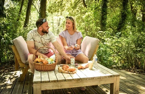 Saint-Leu-dEsserent House | Camping Le Pré des Moines* - Chantilly wooden bubble 1 room 2 people without sanitary facilities