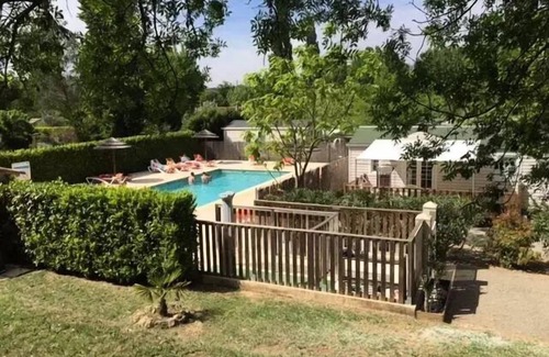 Carces House | Camping Les Fouguières* - Lodge Toilé Bois 3 Rooms 5 People Without Sanitary