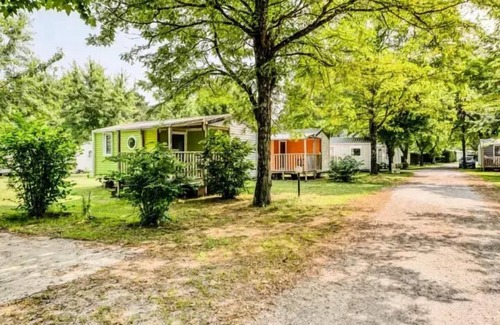 Saint-Paul-en-Born House | Camping maeva Escapades La Clairière * - Comfort Mobile Home 4 Rooms 6 People + TV