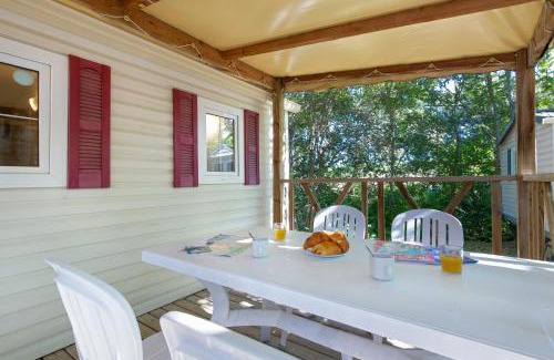 Greoux-les-Bains Other | Camping Paradis La Pinede