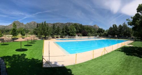La Cabrera Other | Camping Pico De La Miel