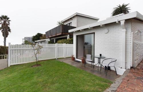 Camps Bay Apartment | Camps Bay Cottage