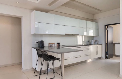 Camps Bay Villa | Camps Bay Grace - Villa with pool and ocean views