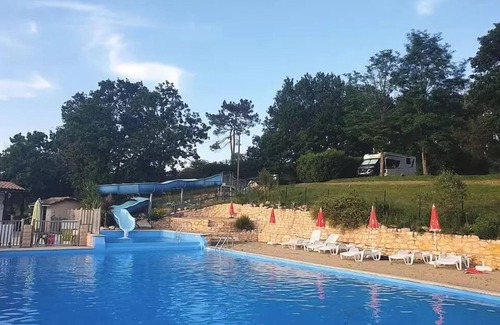 Salles House | Campsite Bastides* - 3-room Sahari tent for 5 people Without sanitary facilities