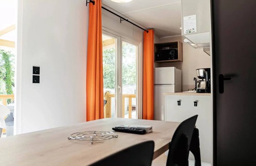 Callas House | Campsite Domaine Villa Verde * - Mobile home VILLA - 2 bedrooms - Television - air-conditioned - Model 2024 5 people