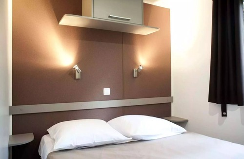 Forcalquier House | Campsite Forcalquier Les Routes de Provence*** - Mobilhome Classic 3 Rooms 4 People