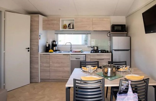 Bourgenay House | Campsite maeva Club Les Dinosaures * - 3 Room Cottage 4 People Air Conditioned + TV + Jacuzzi