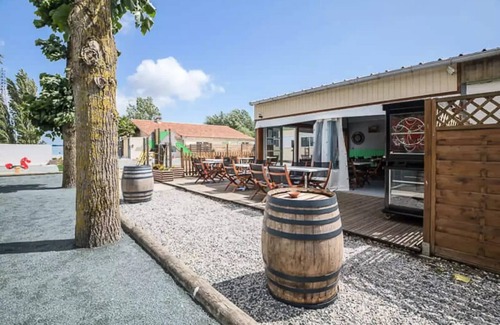 Puyravault House | Campsite Le Merval * - 3 Room Canvas Bungalow 4 People
