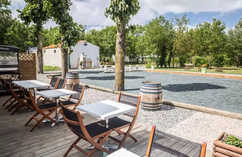 Puyravault House | Campsite Le Merval * - 3 Room Canvas Bungalow 4 People