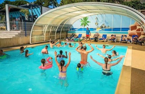 La Faute-sur-Mer House | Campsite Les Flots Bleus * - 4 Room Mobile Home 6 People + TV