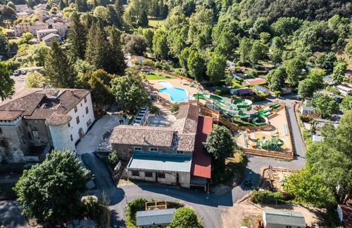 Saumane House | Campsite maeva Escapades du Château de l'Hom * - Privilege Cottage 6 Rooms 10/14 People Air-conditioned + TV