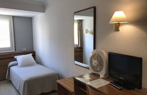 Vidreres House | Can Pou